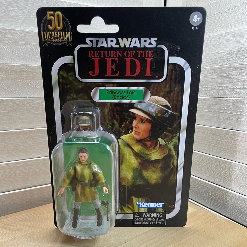 NIB Star Wars Princess Leia Action Figure by Kenner